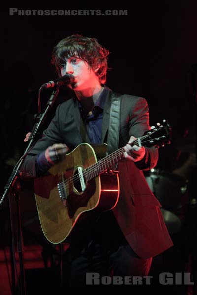 THE LAST SHADOW PUPPETS - 2008-08-26 - PARIS - Olympia - Alex Turner